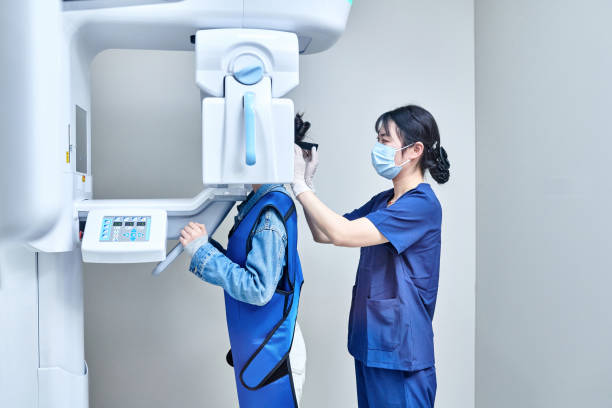 Best Emergency Tooth Extraction in Santa Clarita, CA